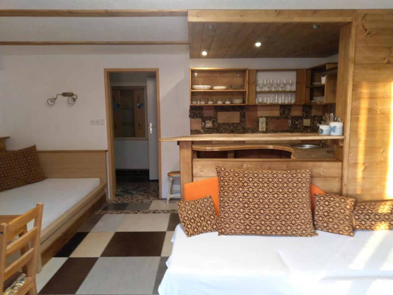 Apartmany Sharka -Sarka Justrova Decin Dış mekan fotoğraf
